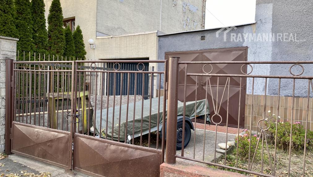 Ponúkam na predaj rodinný dom na Popradskej.