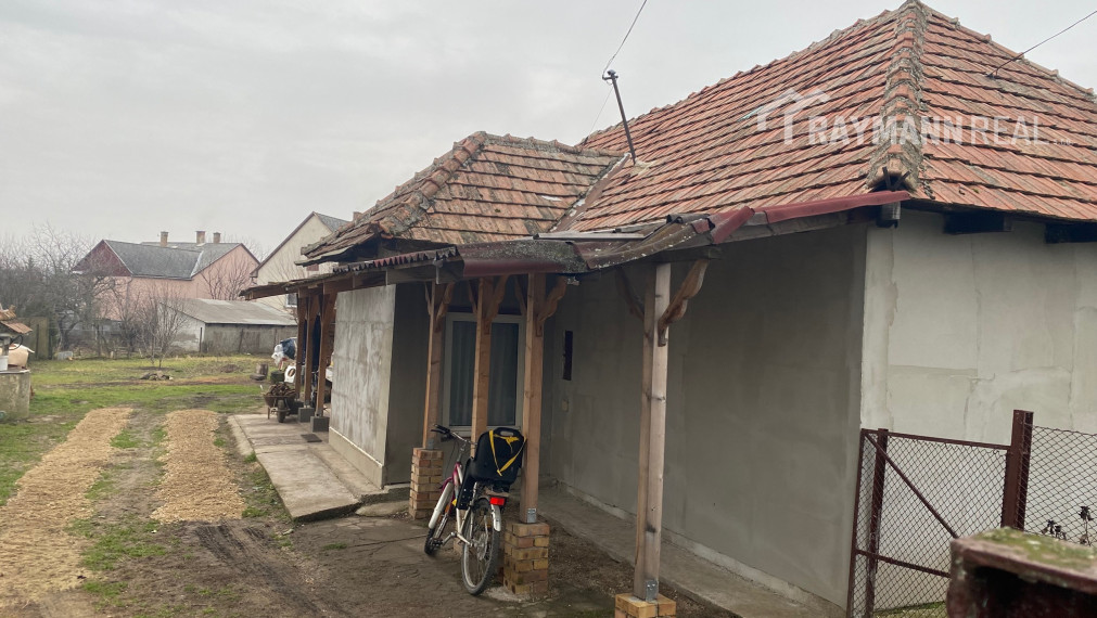 Na predaj rodinný dom v Maďarsku, 40km Novajidrány.