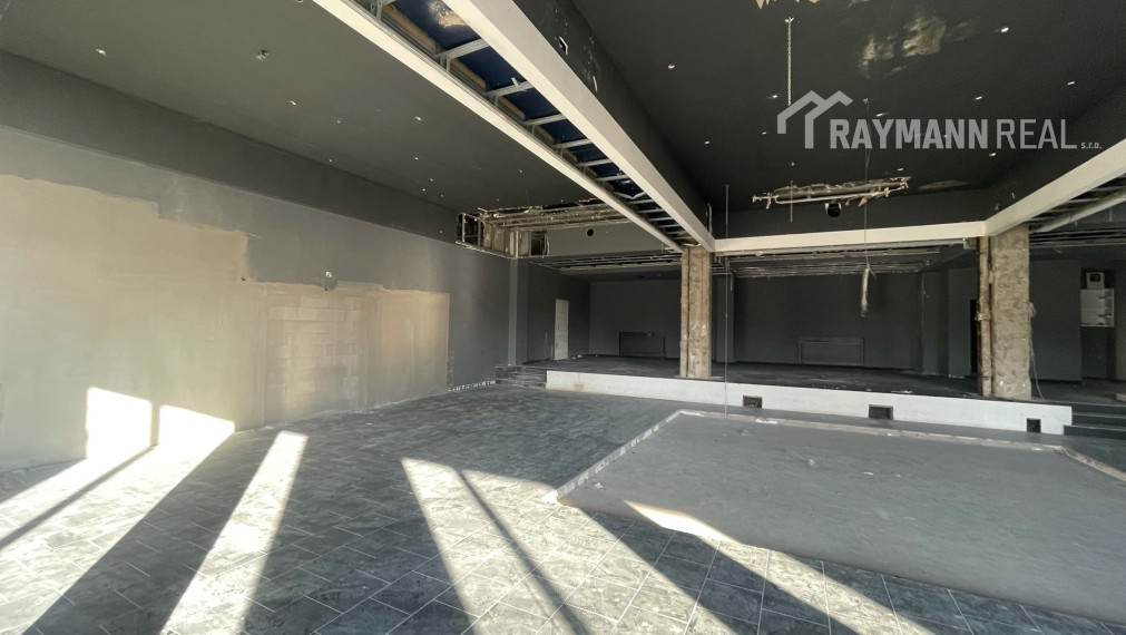 Na prenájom obchodné priestory na Terase.