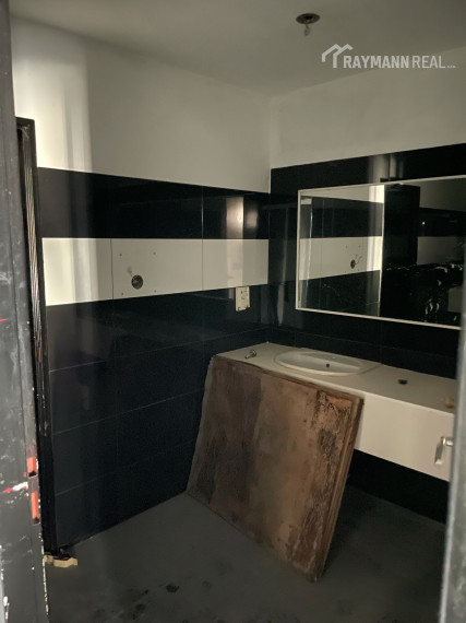 Na prenájom obchodné priestory na Terase.