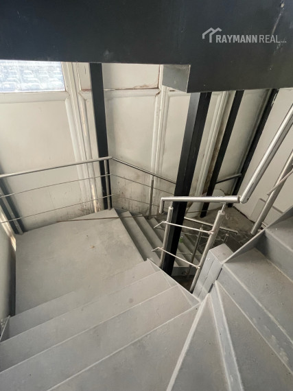 Na prenájom obchodné priestory na Terase.