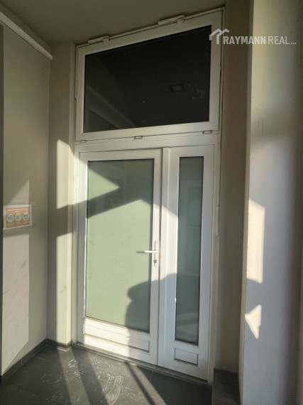 Na prenájom obchodné priestory na Terase.