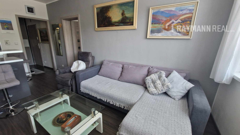 Na prenájom pekný 2-izbový byt Na hore