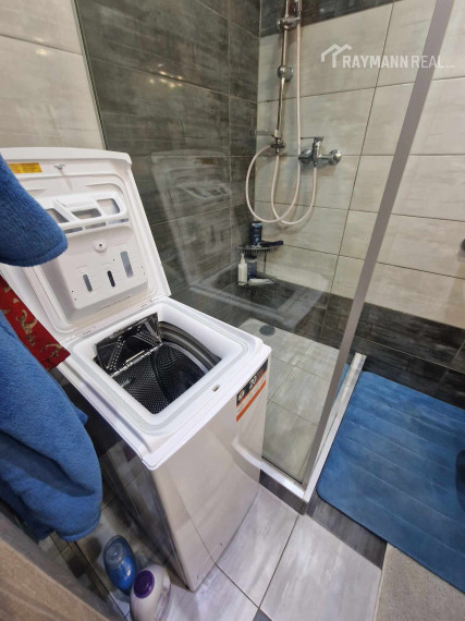 Na prenájom pekný 2-izbový byt Na hore