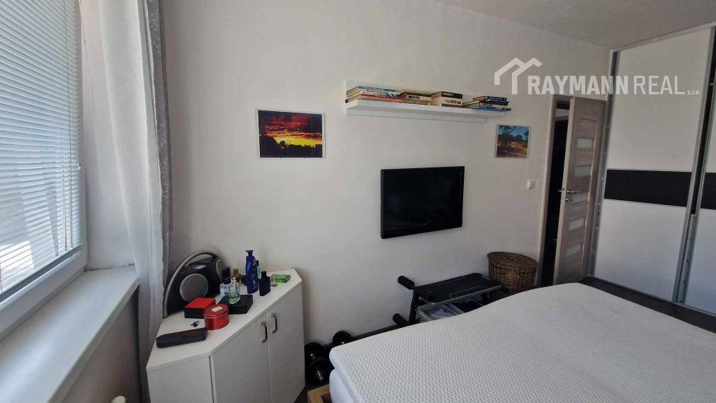 Na prenájom pekný 2-izbový byt Na hore