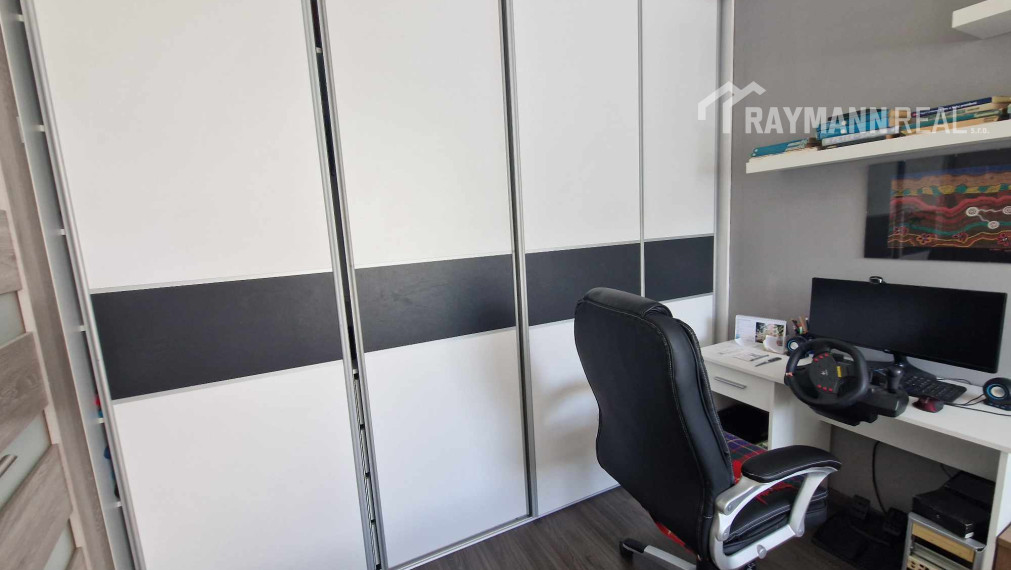 Na prenájom pekný 2-izbový byt Na hore