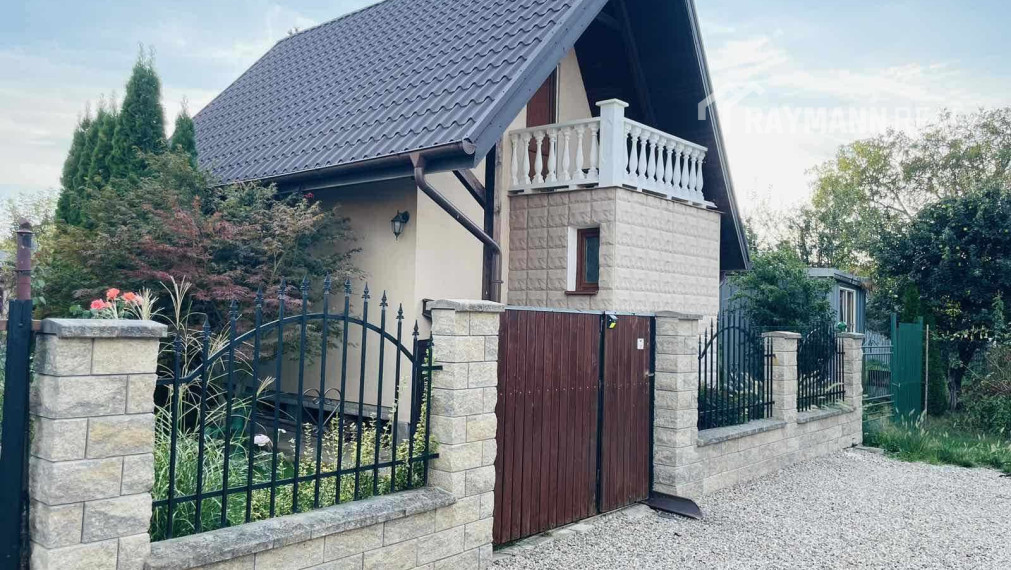 Na predaj veľmi pekná chata na celoročné bývanie- Geča