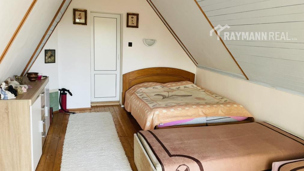 Na predaj veľmi pekná chata na celoročné bývanie- Geča