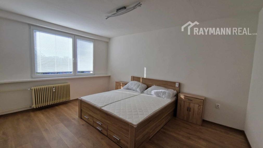 Na prenájom pekný 3-izbový byt na Terase.