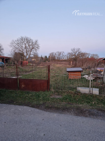 Predaj pozemku v obci Veľká Ida časť Gomboš