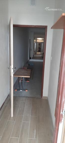 Prenájom  3 -izbového  bytu