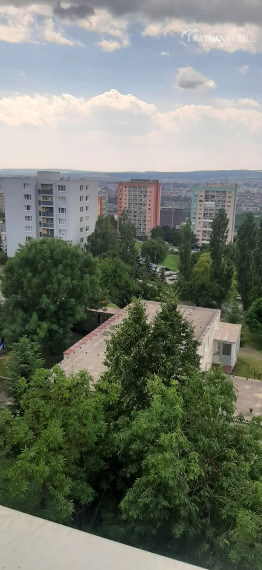 Prenájom 1 , 5 - izbového bytu na Sídlisku Dargovských hrdinov v Košiciach na Jaltskej ulici