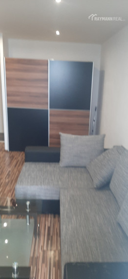 Prenájom 1 , 5 - izbového bytu na Sídlisku Dargovských hrdinov v Košiciach na Jaltskej ulici