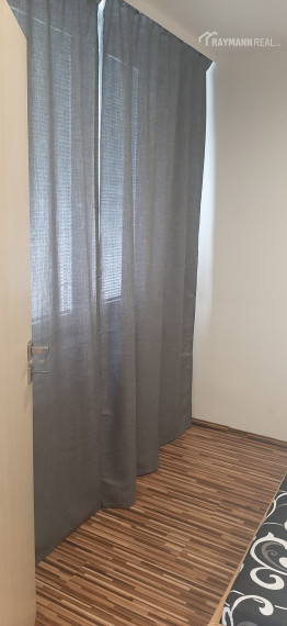 Prenájom 1 , 5 - izbového bytu na Sídlisku Dargovských hrdinov v Košiciach na Jaltskej ulici