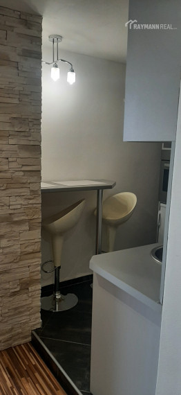 Prenájom 1 , 5 - izbového bytu na Sídlisku Dargovských hrdinov v Košiciach na Jaltskej ulici