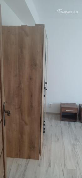 Prenájom  2 izbový byt na Tolstého