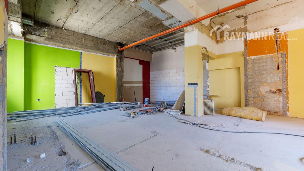 Predaj obchodnej budovy na ulici Trieda SNP v Košiciach na Luníku 1 - Košice Západ