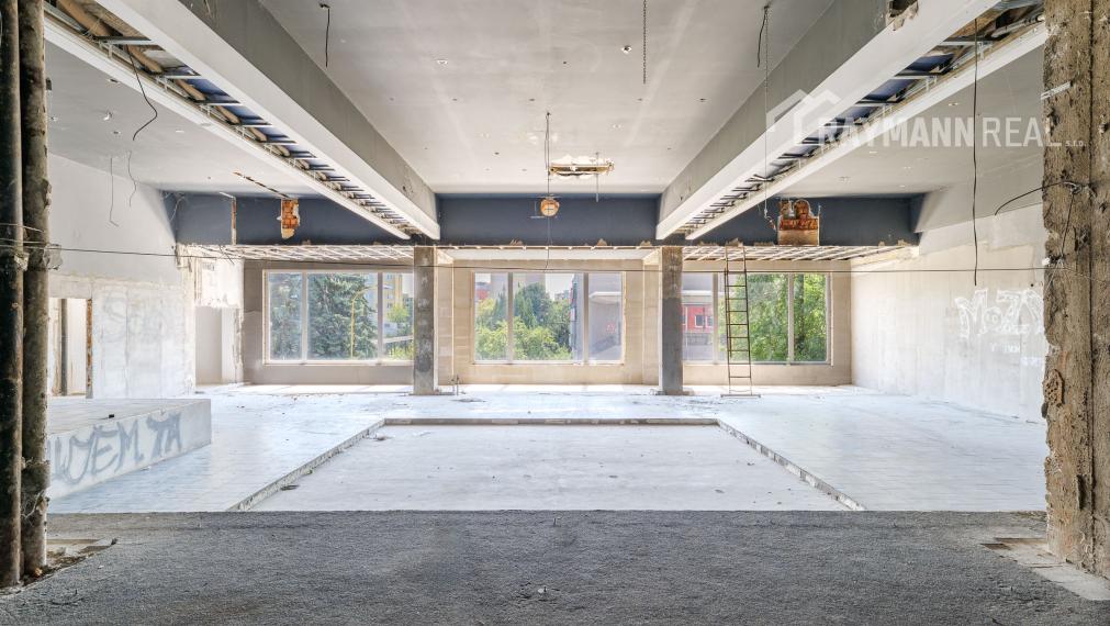 Predaj obchodnej budovy na ulici Trieda SNP v Košiciach na Luníku 1 - Košice Západ