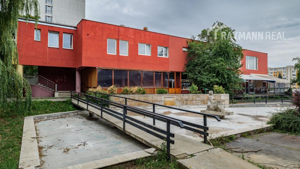 Predaj obchodnej budovy na ulici Trieda SNP v Košiciach na Luníku 1 - Košice Západ