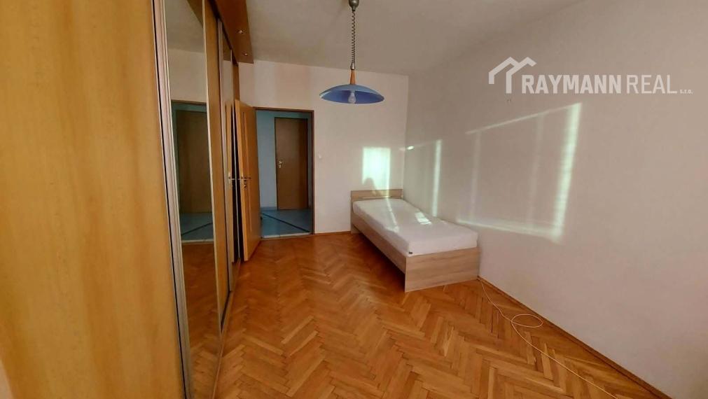 Predaj 3 izbového bytu na Študentskej ulici v Košiciach v mestskej časti Košice - Sever