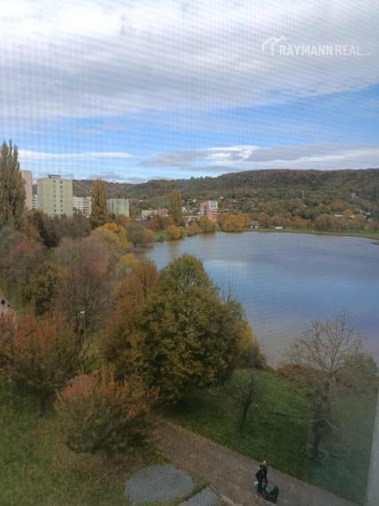 Na predaj pekný 2-izbový byt Nad jazerom