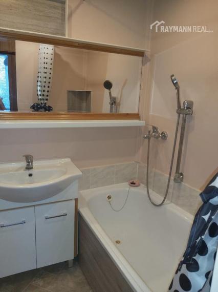 Na prenájom  3-izbový byt na Juhu.