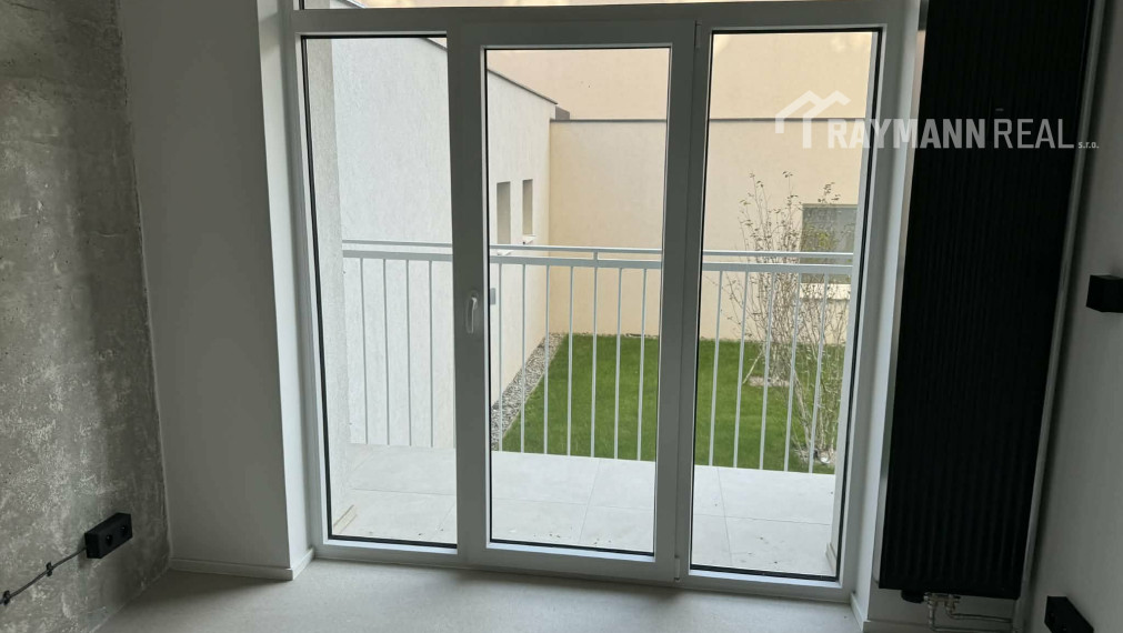 Na predaj garzónka na Terase