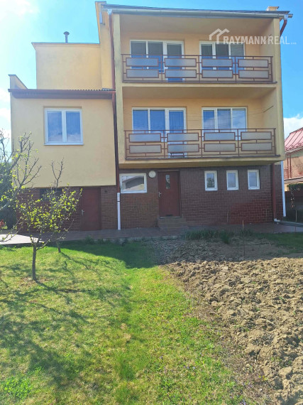 Na predaj dvojgeneračný  rodinný dom na Furči