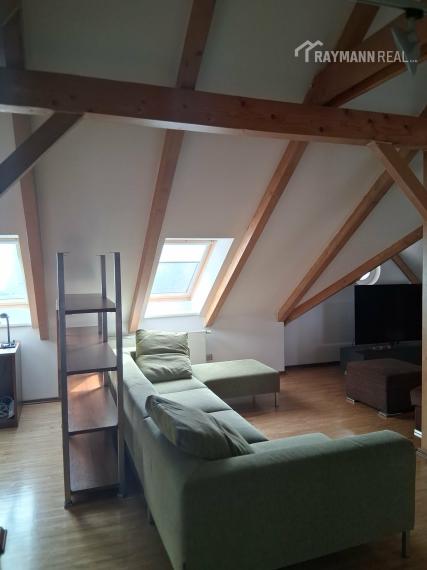 Na prenájom: Luxusný 2-izbový podkrovný byt v centre Košíc – Požiarnická ulica