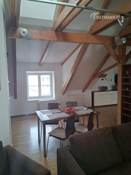 Na prenájom: Luxusný 2-izbový podkrovný byt v centre Košíc – Požiarnická ulica