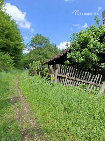 Na predaj drevenica pod lesom Mária Huta -Gelnica