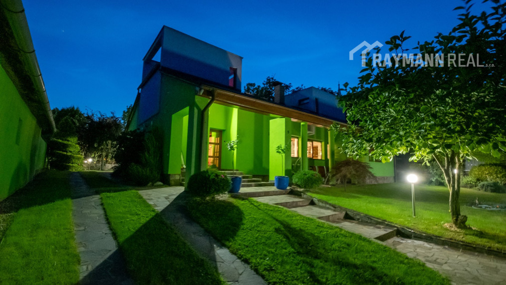 Predaj novostavby luxusnej rezidencie v obci Zádiel