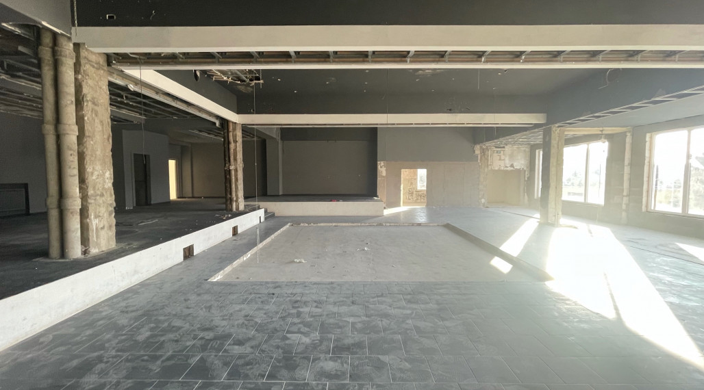 Na prenájom obchodné priestory na Terase.