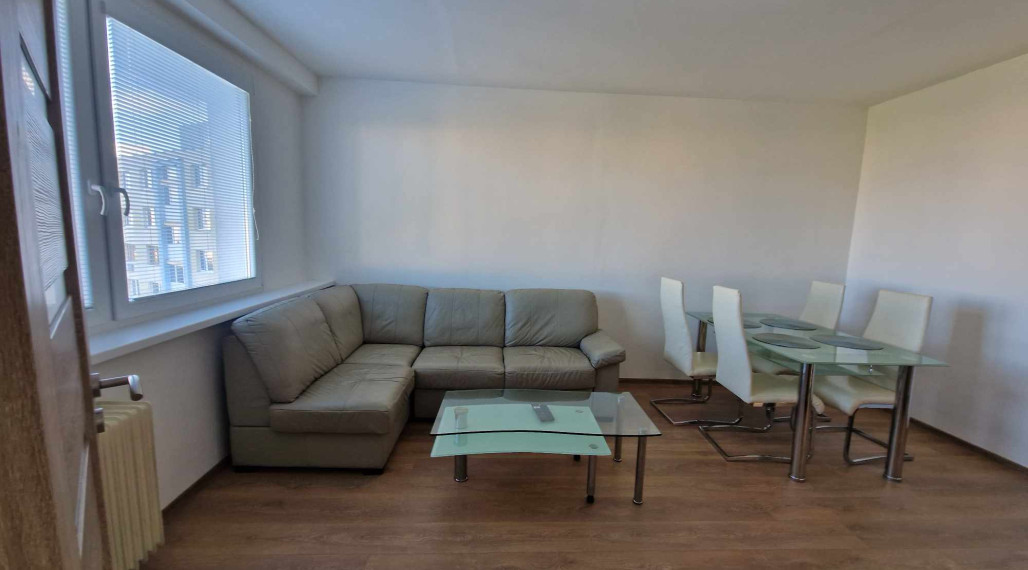 Na prenájom pekný 3-izbový byt na Terase.