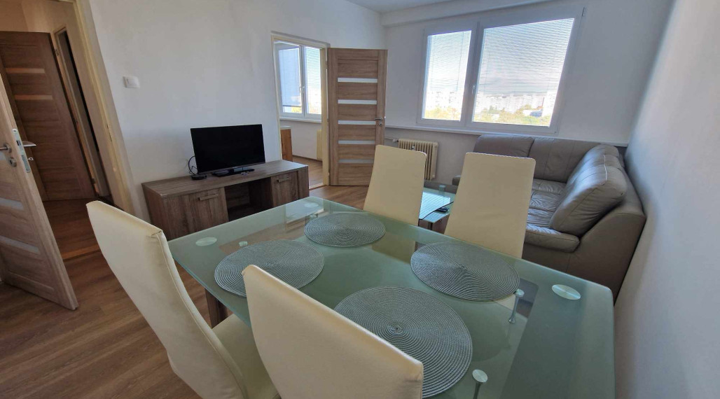 Na prenájom pekný 3-izbový byt na Terase.