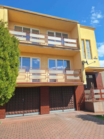 Na predaj dvojgeneračný  rodinný dom na Furči