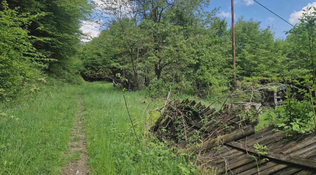 Na predaj jedinečný  pozemok 2278m2, Žakarovce -Mária Huta