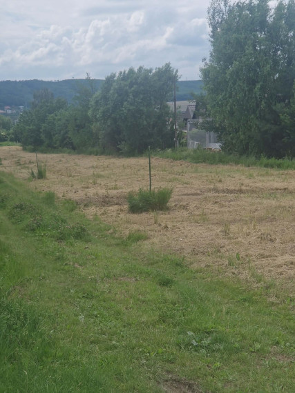 Na predaj pozemok v Rozhanovciach