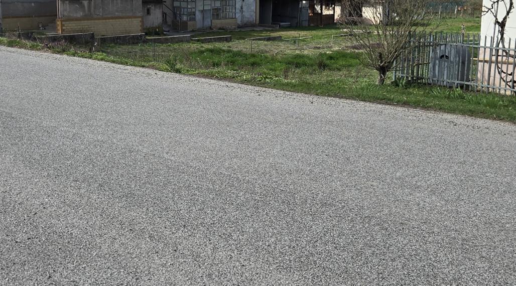 Exkluzívny stavebný pozemok v centre obce Vyšný Lánec.