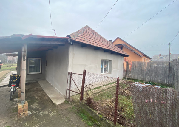 Na predaj rodinný dom v Maďarsku, 40km Novajidrány.
