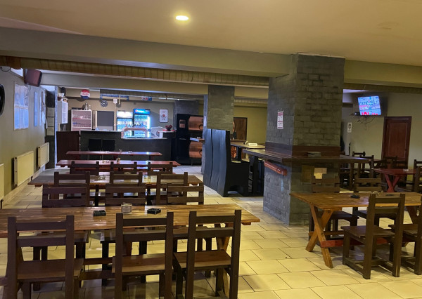 Na prenájom zabehnutá Piváreň na Terase.