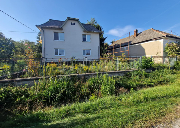 Predaj rodinného domu v obci Nižný Čaj