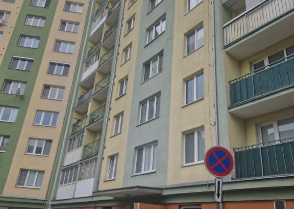 Priestranný 3i byt s loggiou a výhľadom do parku – lokalita Juh pri OC Astória