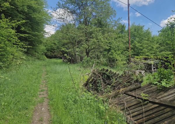 Na predaj jedinečný  pozemok 2278m2, Žakarovce -Mária Huta