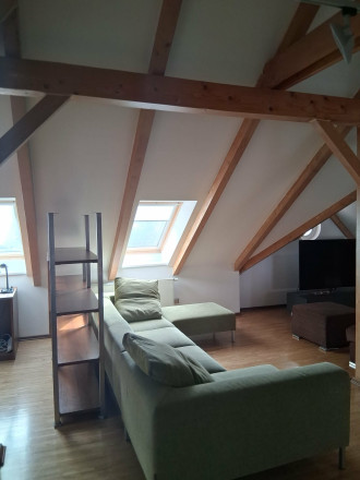 Na prenájom: Luxusný 2-izbový podkrovný byt v centre Košíc – Požiarnická ulica - fotografia 4