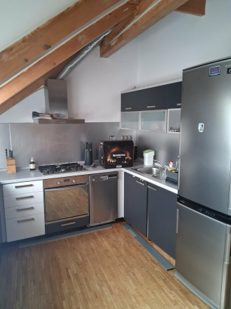Na prenájom: Luxusný 2-izbový podkrovný byt v centre Košíc – Požiarnická ulica - fotografia 12