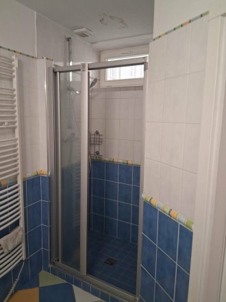Na prenájom: Luxusný 2-izbový podkrovný byt v centre Košíc – Požiarnická ulica - fotografia 15