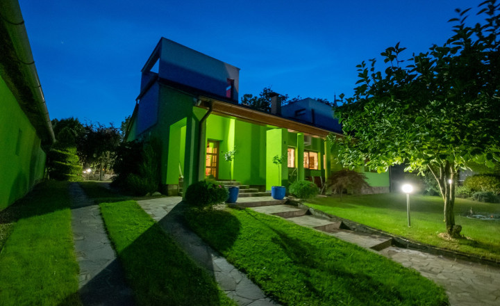 Predaj novostavby luxusnej rezidencie v obci Zádiel - fotografia 6
