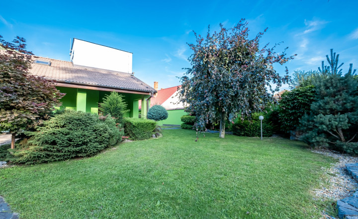 Predaj novostavby luxusnej rezidencie v obci Zádiel - fotografia 7