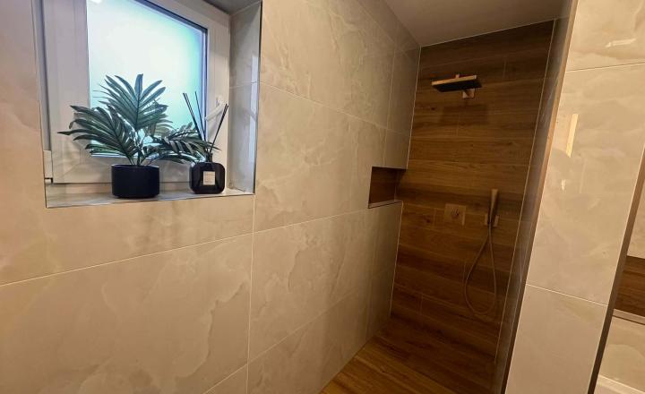 Predaj 4 izbového rodinného bungalovu v obci Rudník - fotografia 9
